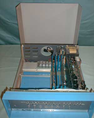 Altair-inne2.jpg (12580 bytes)